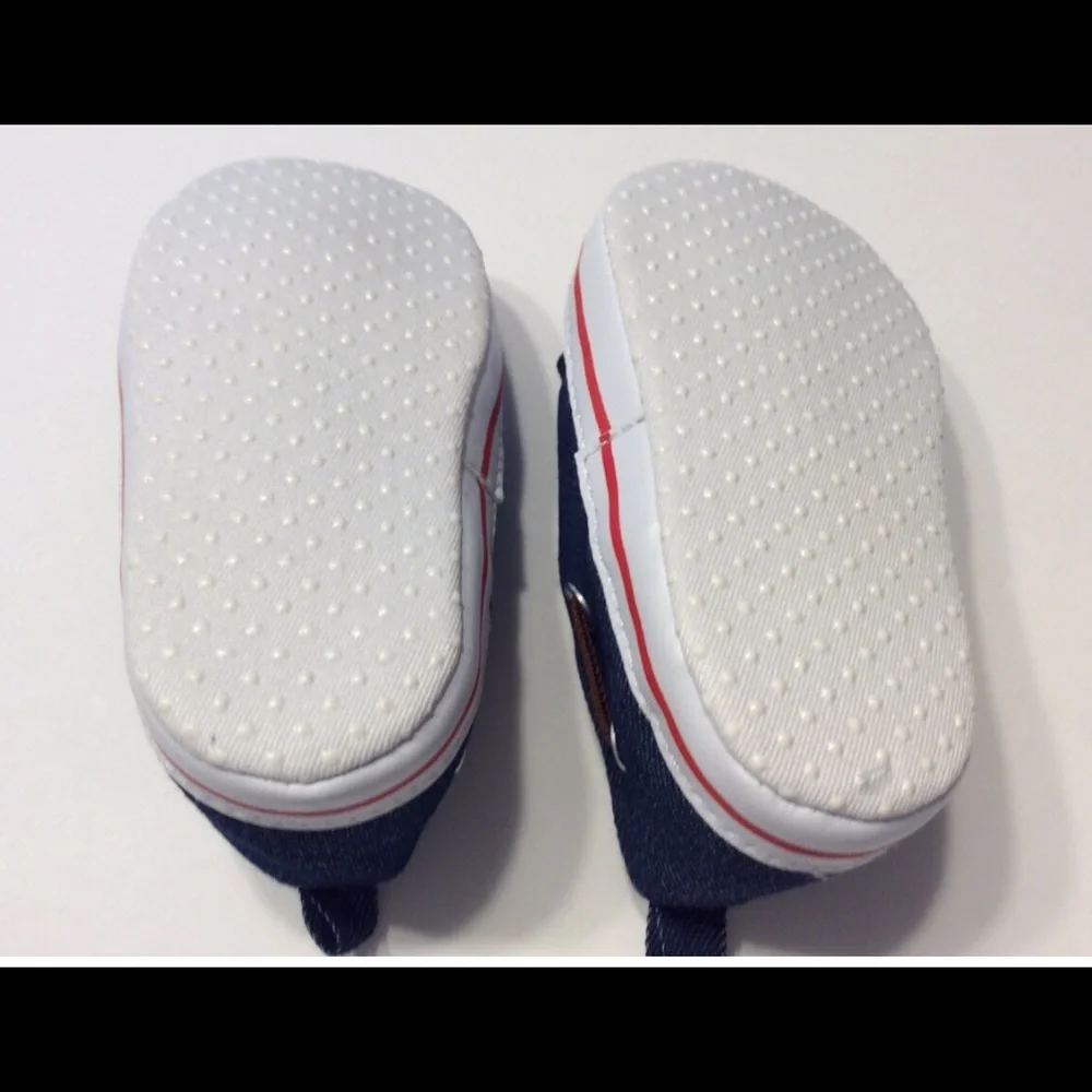Nwot baby boy crib shoes 0-6 months Rene rofe